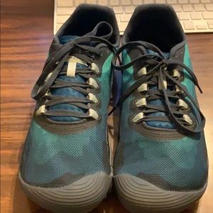 Merrell Men's Vapor Glove 4 Sneaker